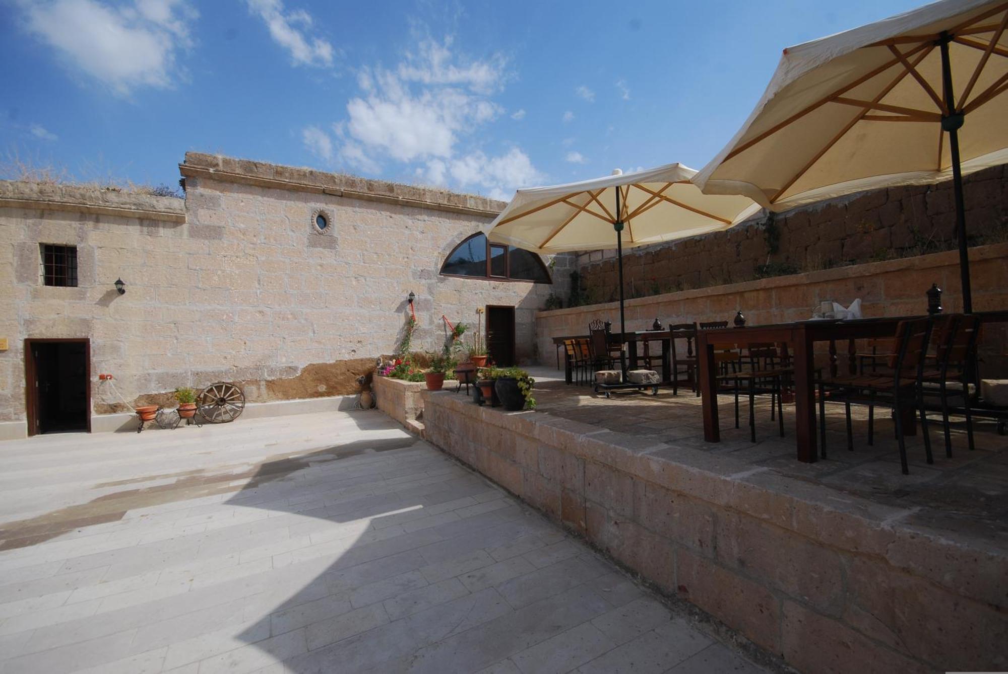 Hotel Karamanli Konagi Guzelyurt Esterno foto